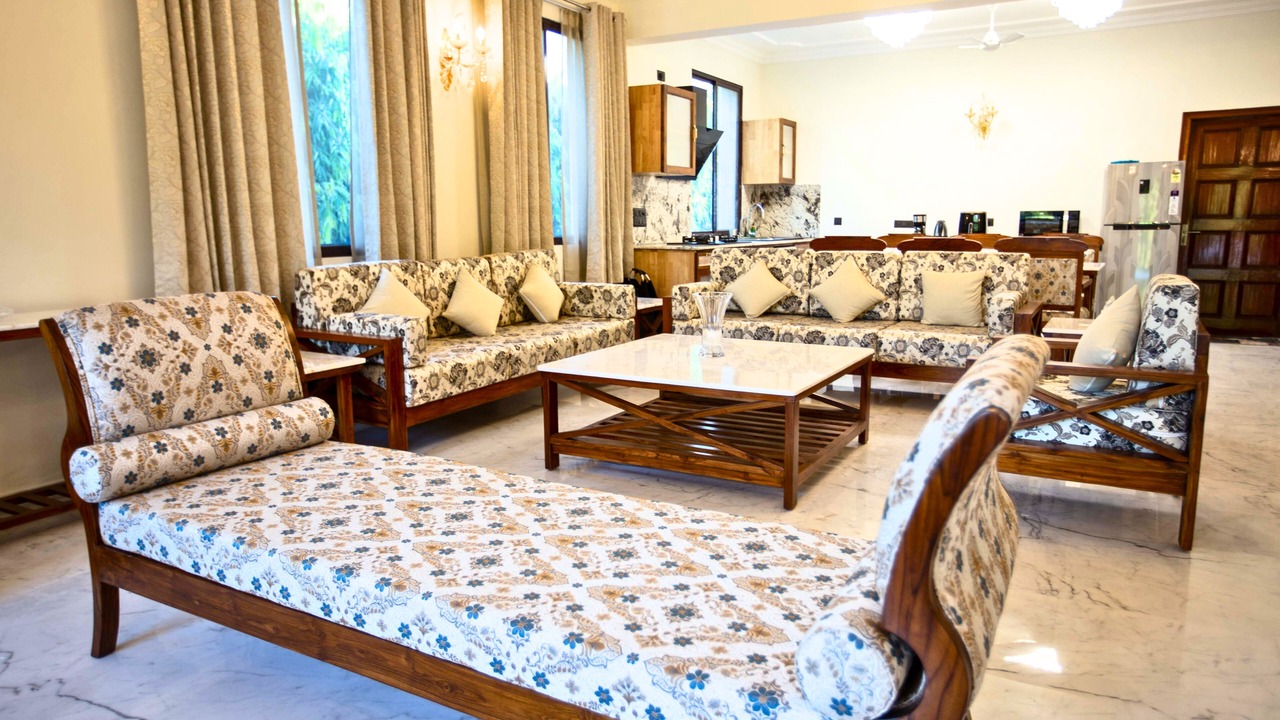 Photo of Livingroom in Sainik Farm
