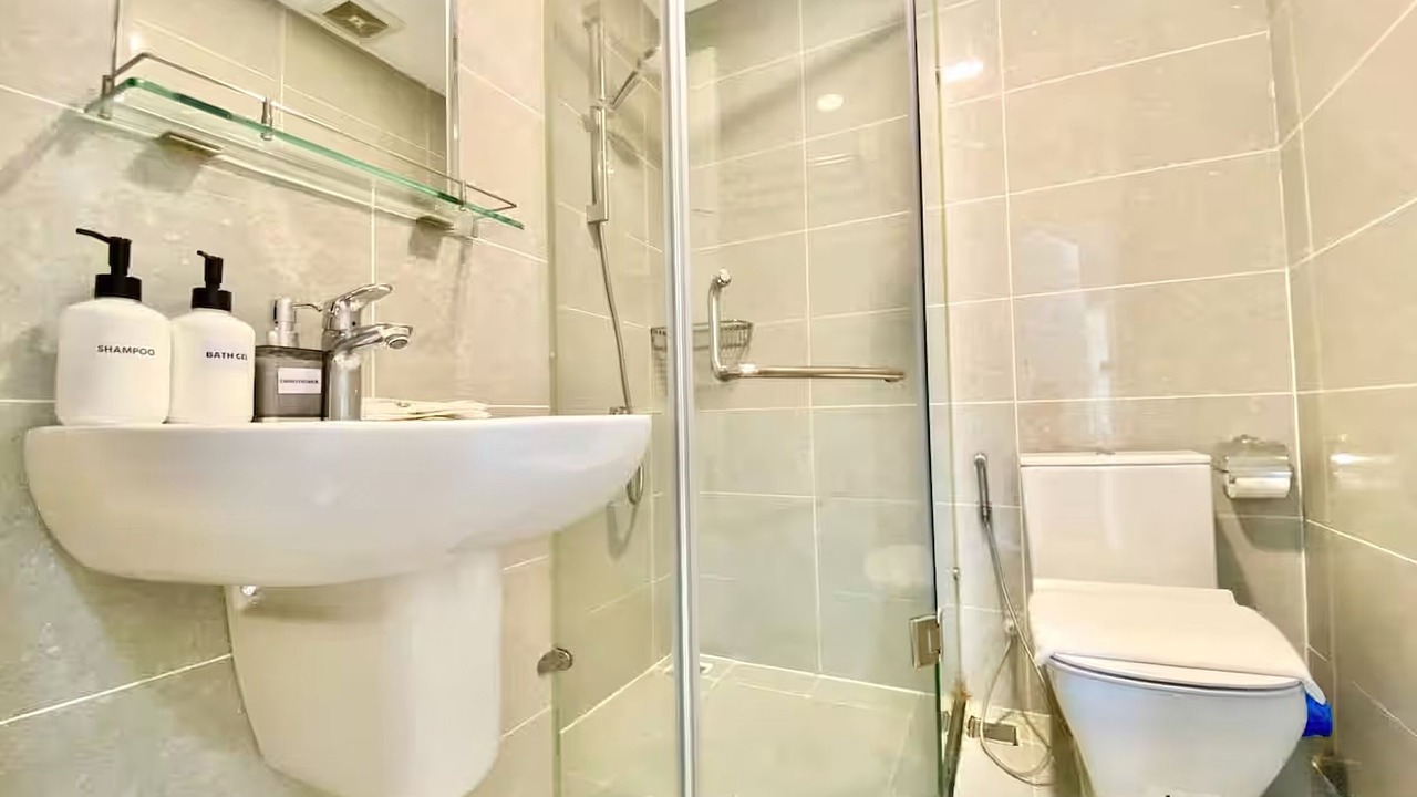 Photo of Bathroom in Phuong 8