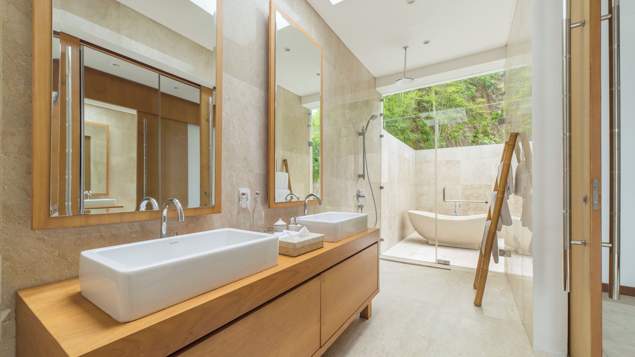 Photo of Bathroom in Selong Belanak