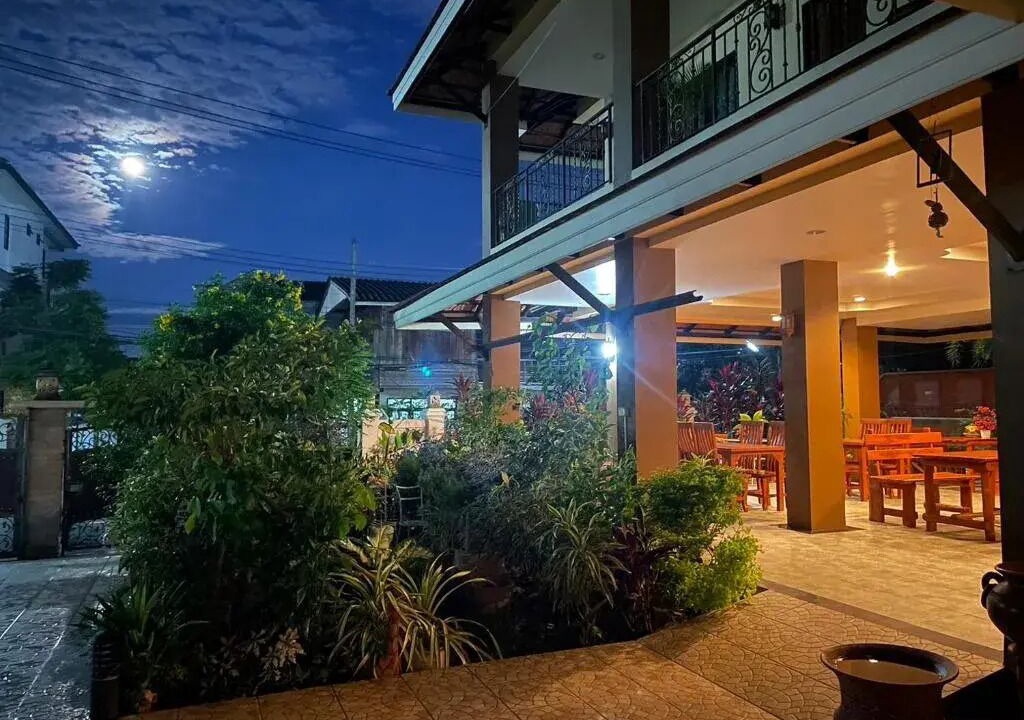 Photo of Outdoor in Wua Lai
