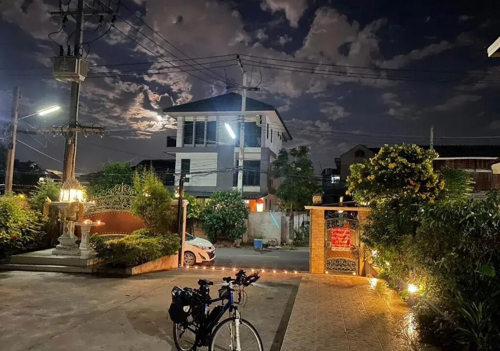 Photo of Outdoor in Wua Lai