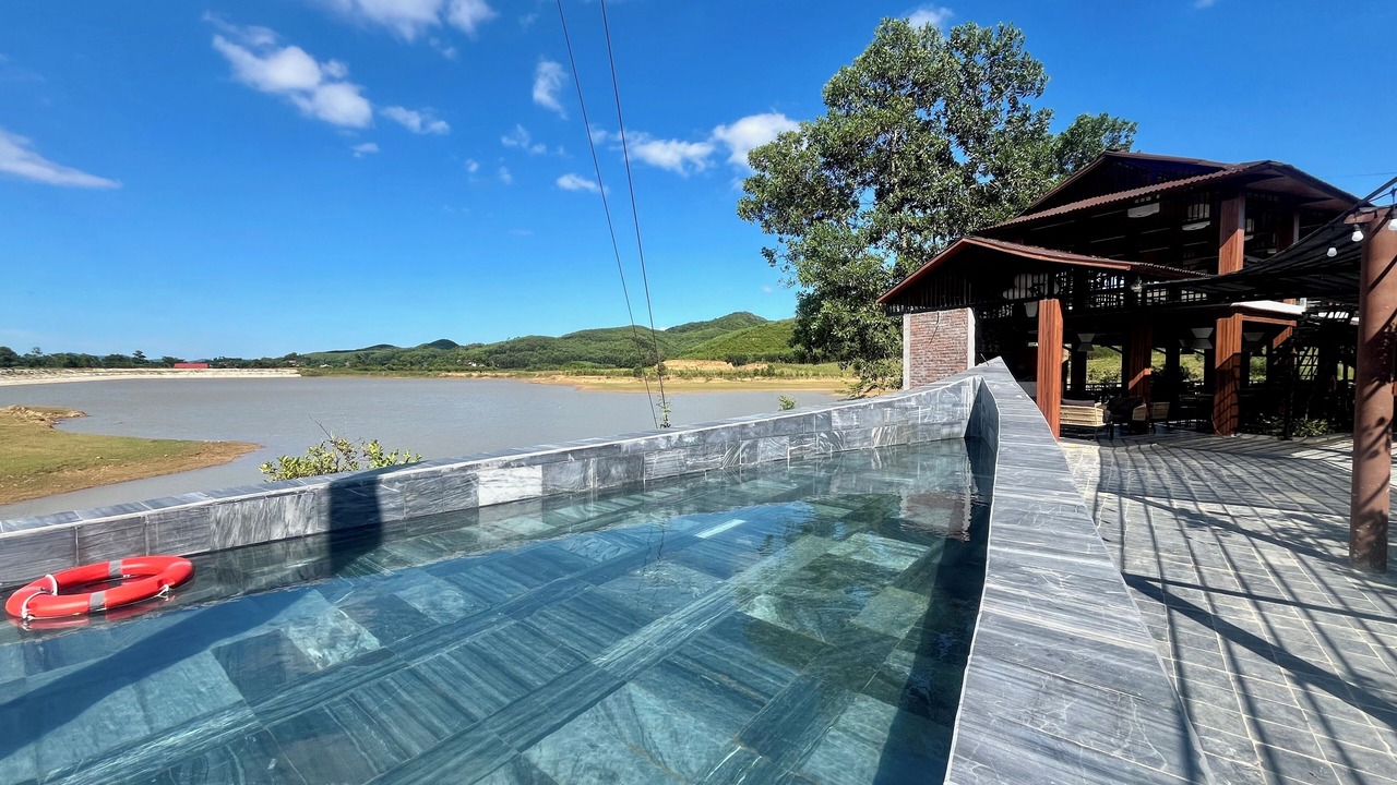 Photo of Outdoor in Son Trach