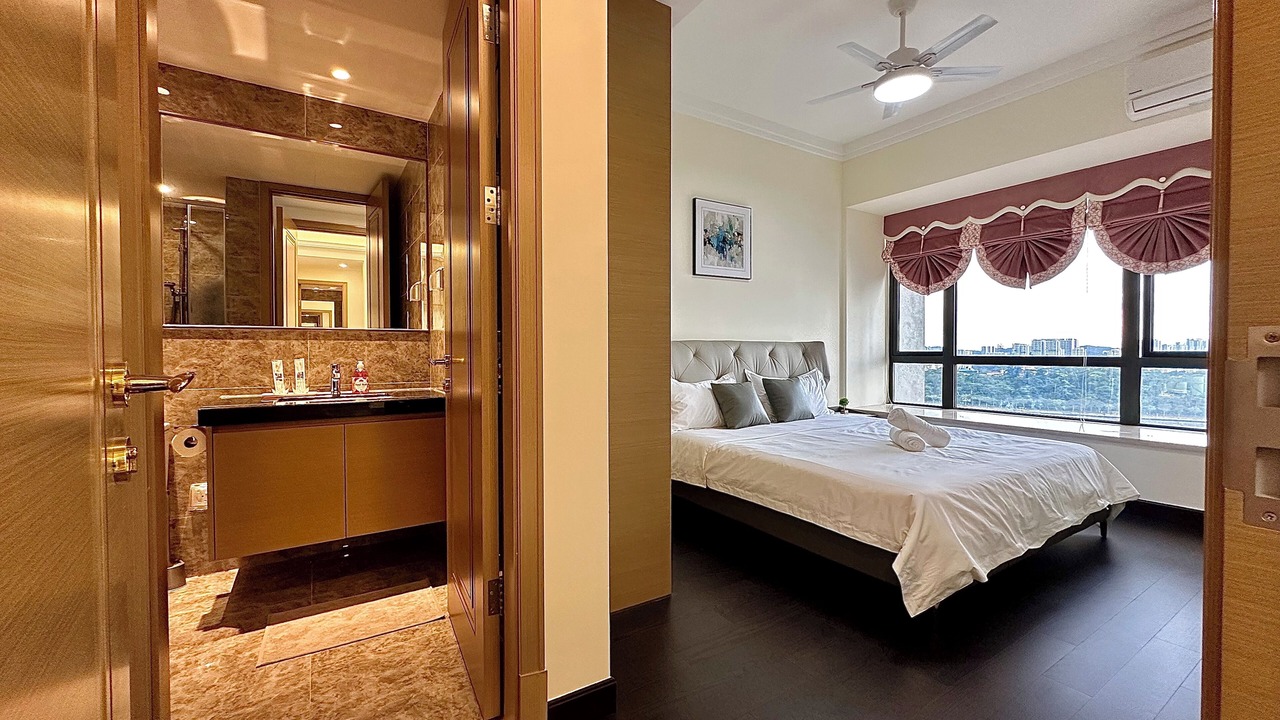 Photo of Bedroom in Central District