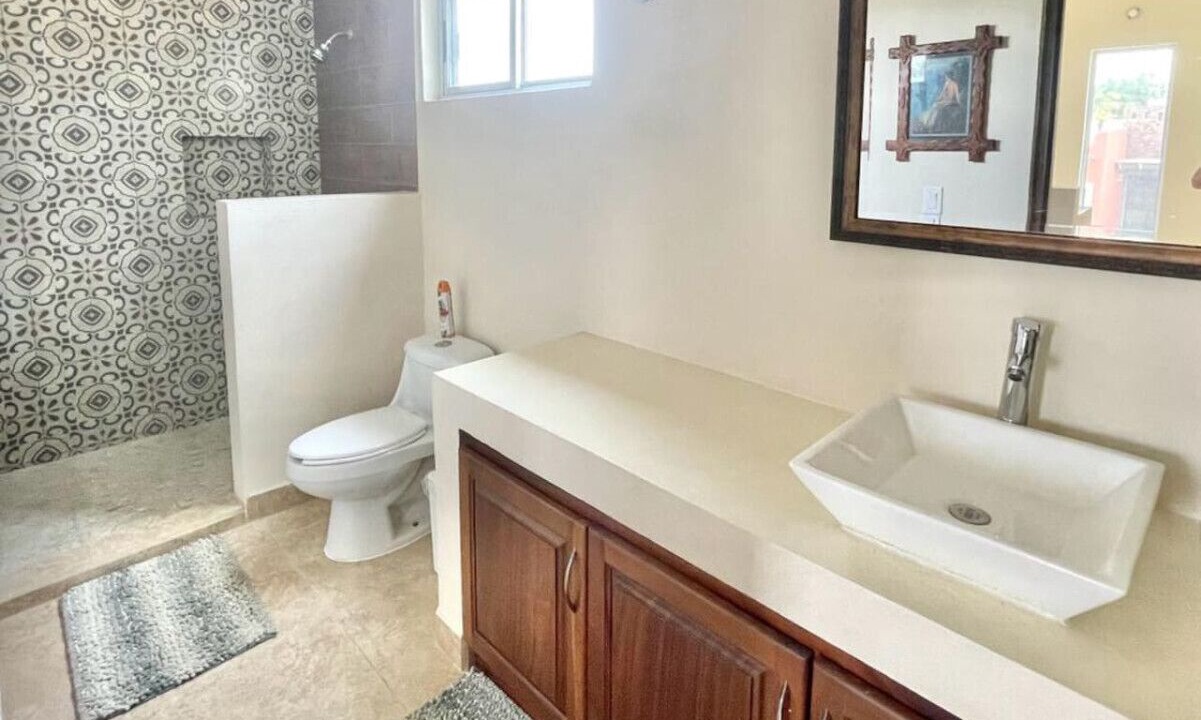 Photo of Bathroom in Los Barriles