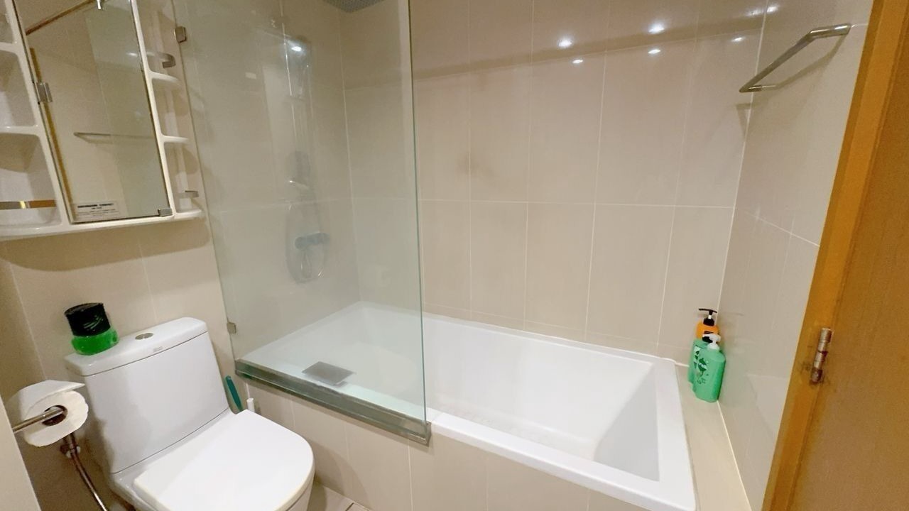 Photo of Bathroom in Thung Maha Mek
