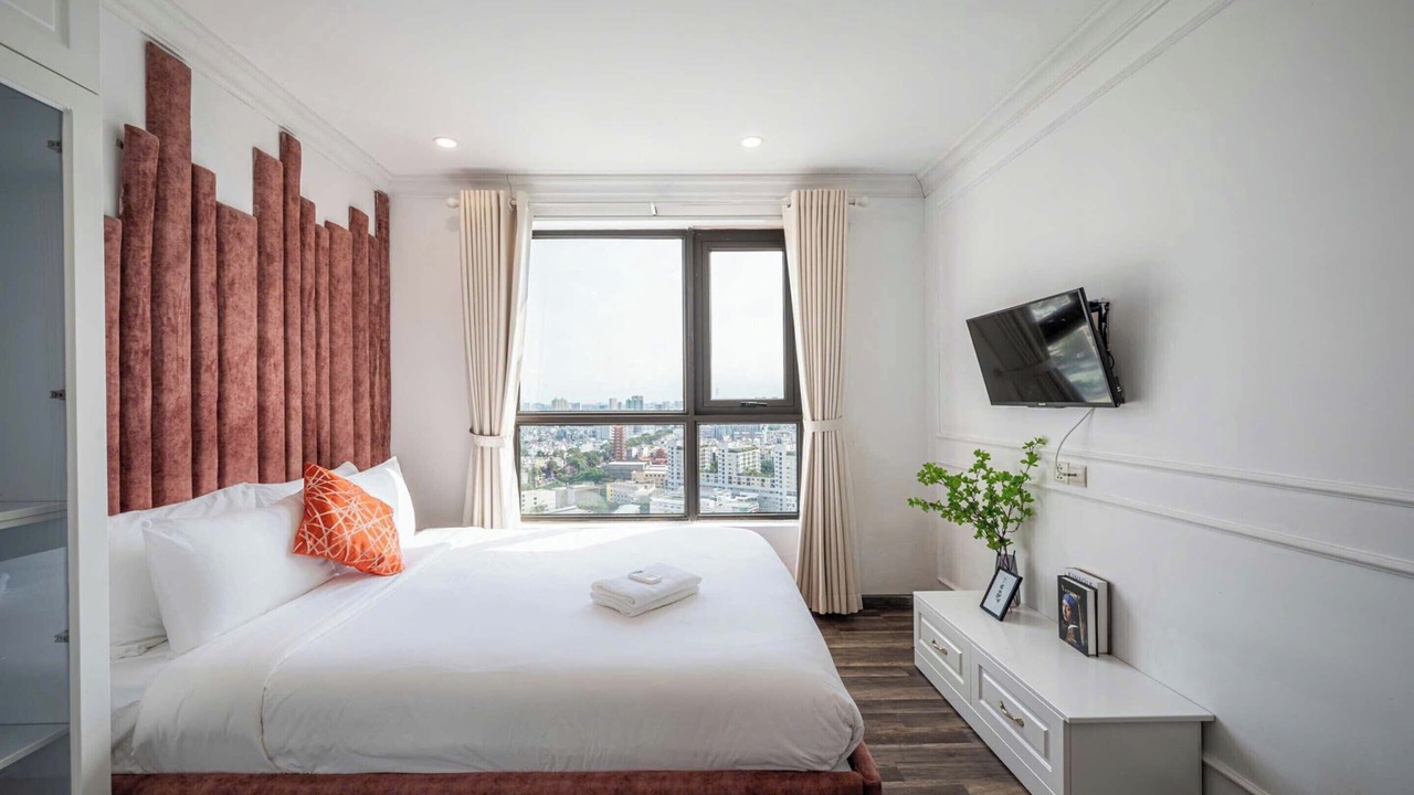 Photo of Bedroom in District 10