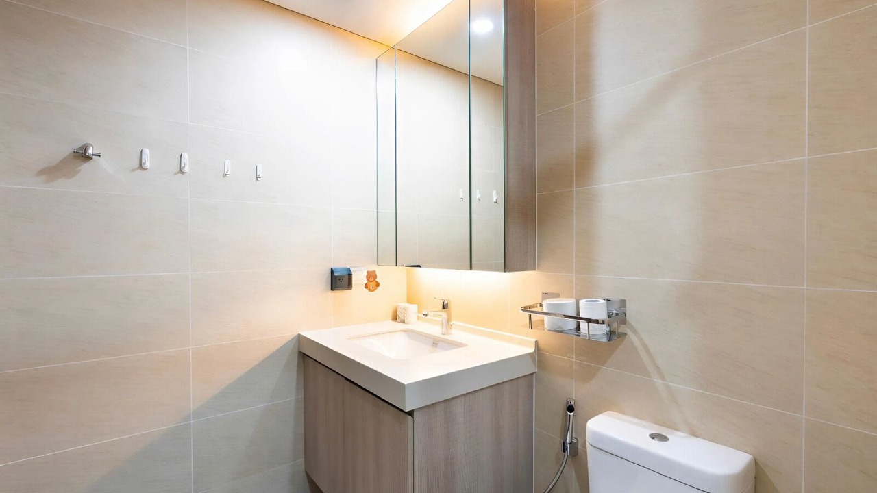 Photo of Bathroom in District 10