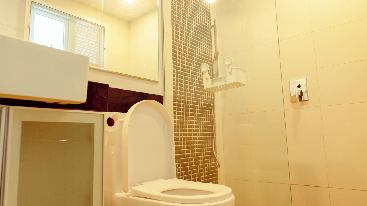Photo of Bathroom in Padang Matsirat