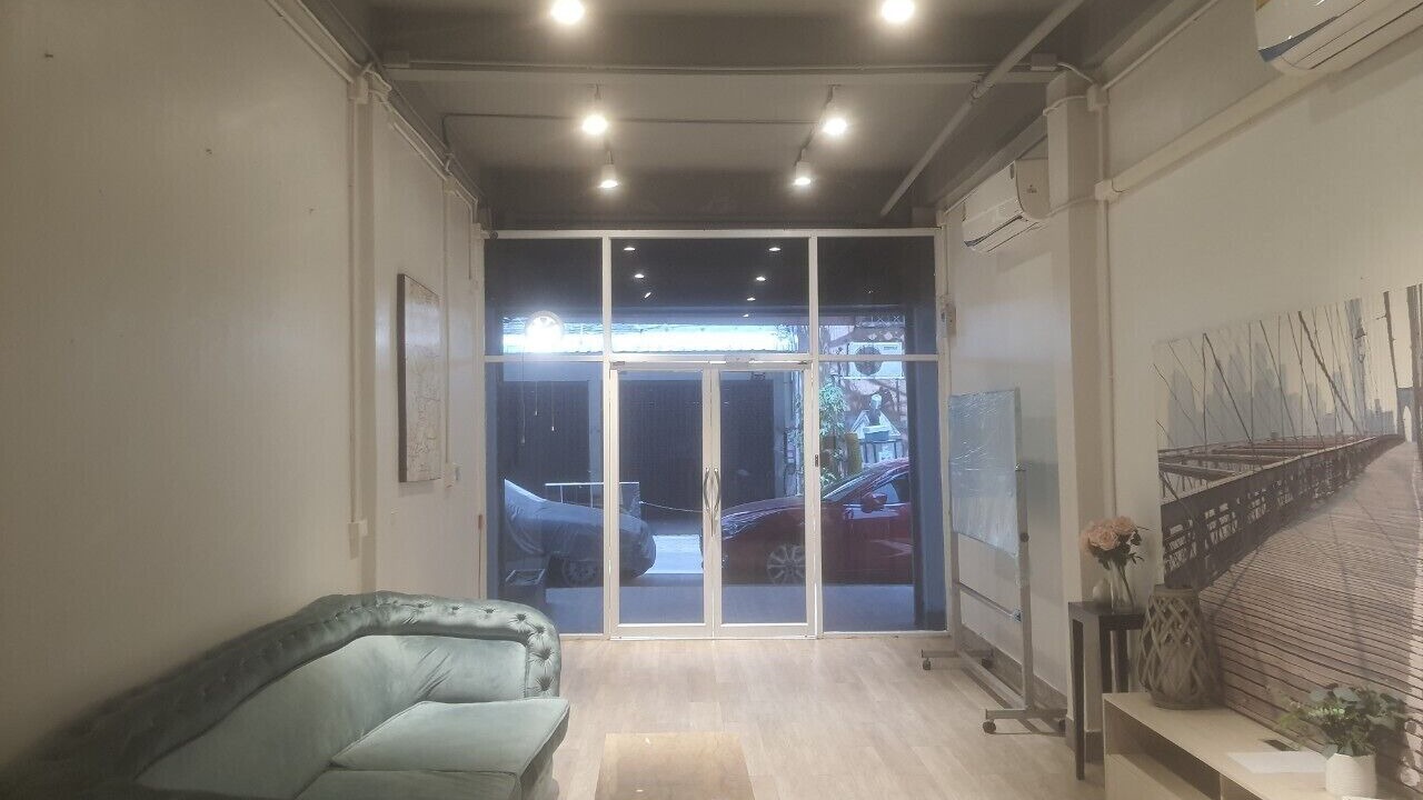 Photo of Livingroom in Thanon Phaya Thai