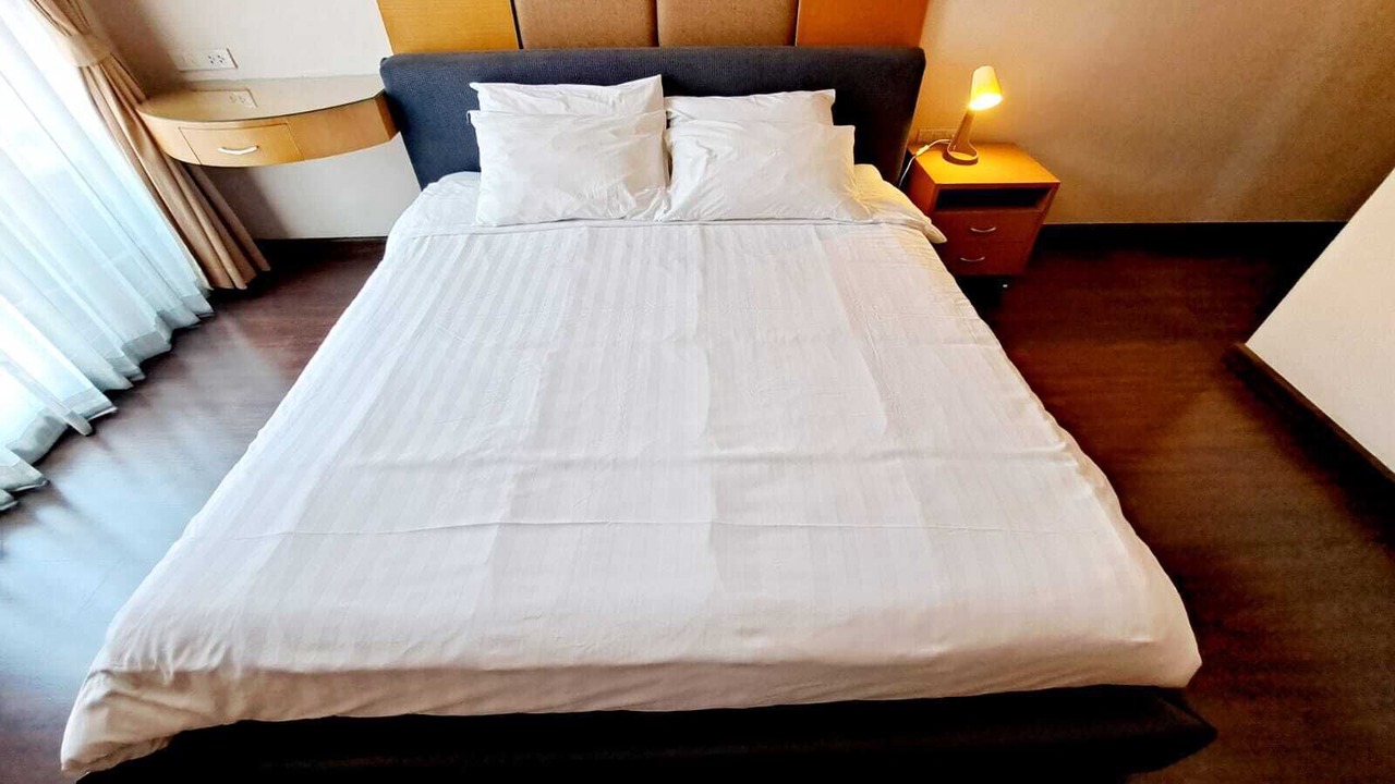 Photo of Bedroom in Khlong Toei Nuea