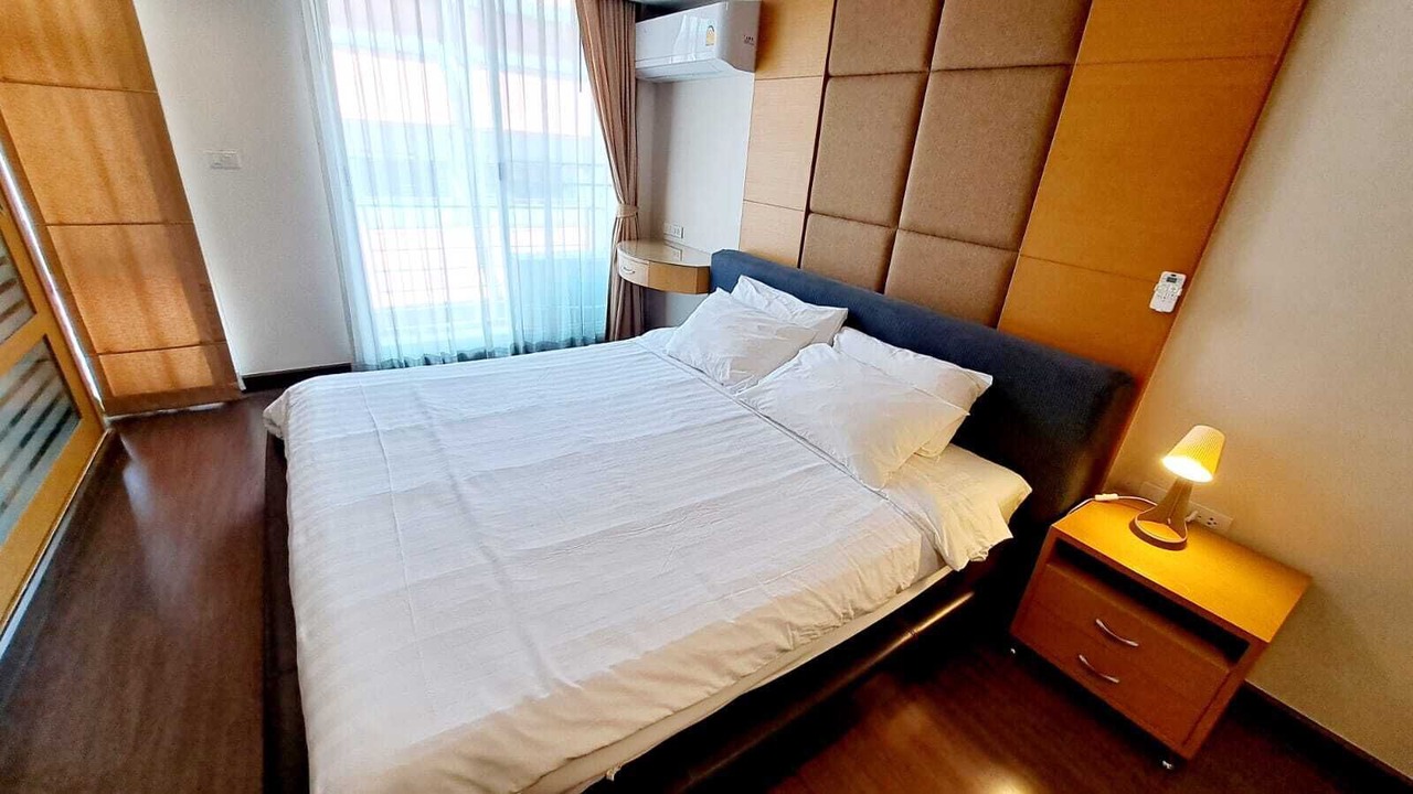 Photo of Bedroom in Khlong Toei Nuea