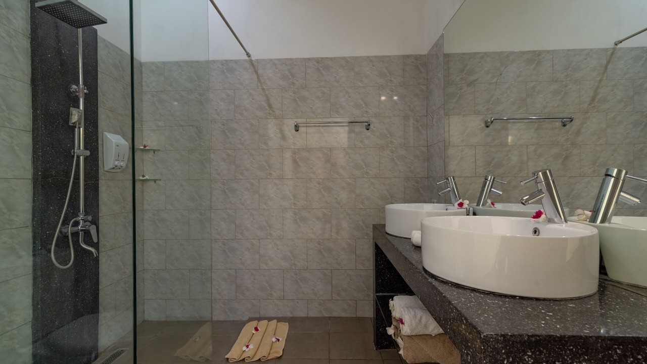 Photo of Bathroom in Dencarik