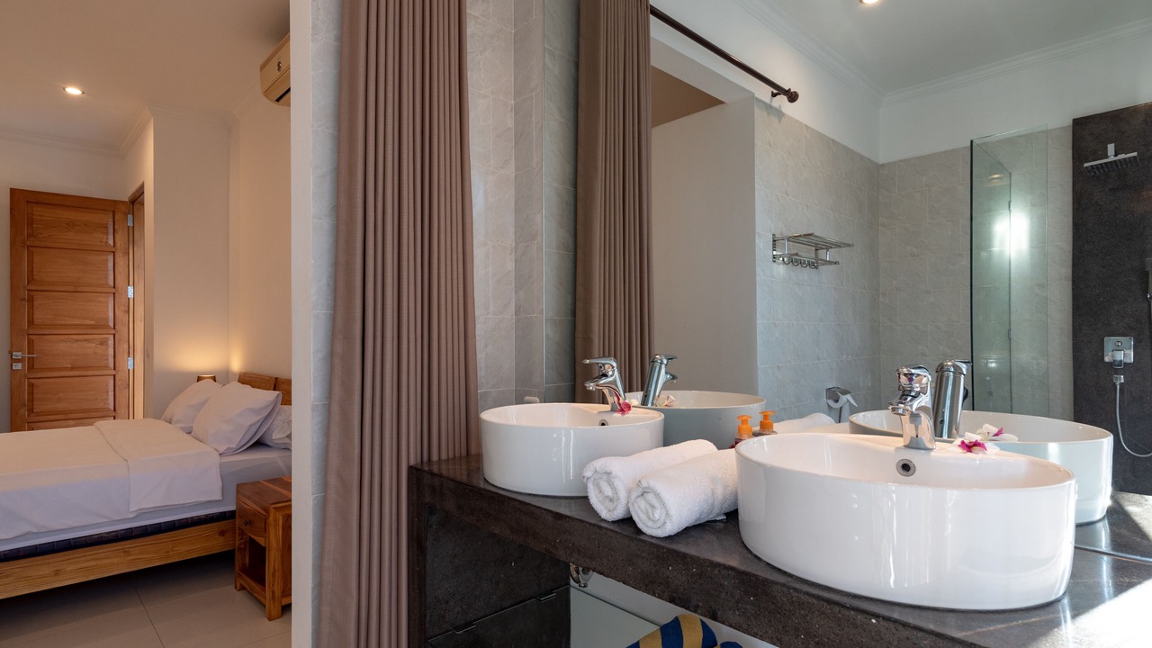 Photo of Bathroom in Dencarik