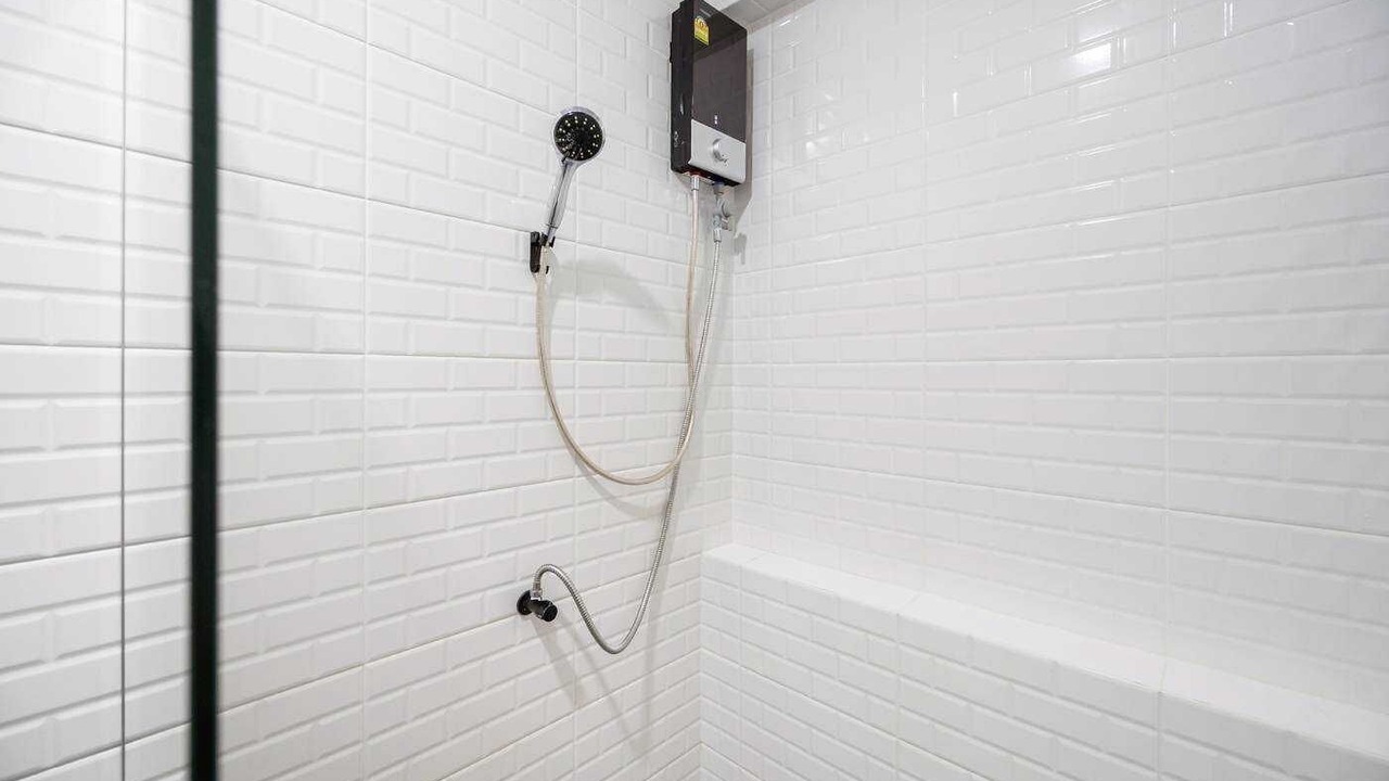 Photo of Bathroom in Din Daeng