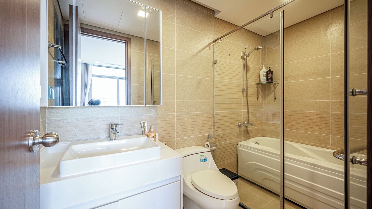 Photo of Bathroom in Hang Xanh