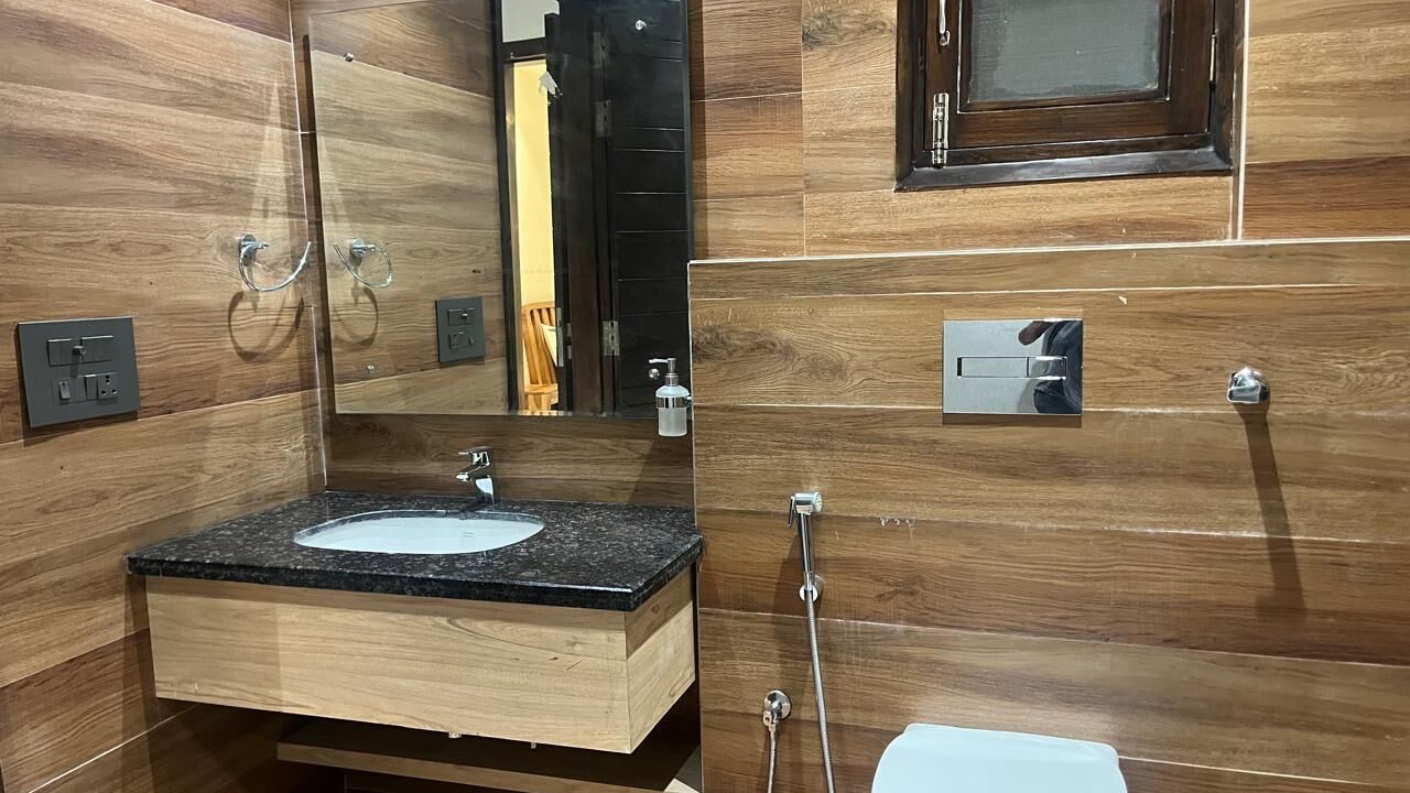 Photo of Bathroom in Pashim Vihar