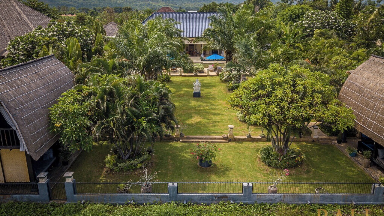 Photo of Outdoor in Dencarik