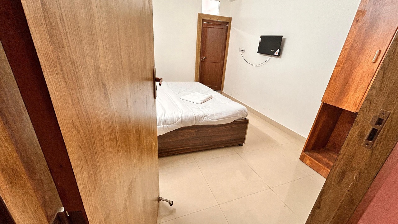 Photo of Bedroom in Bhopal