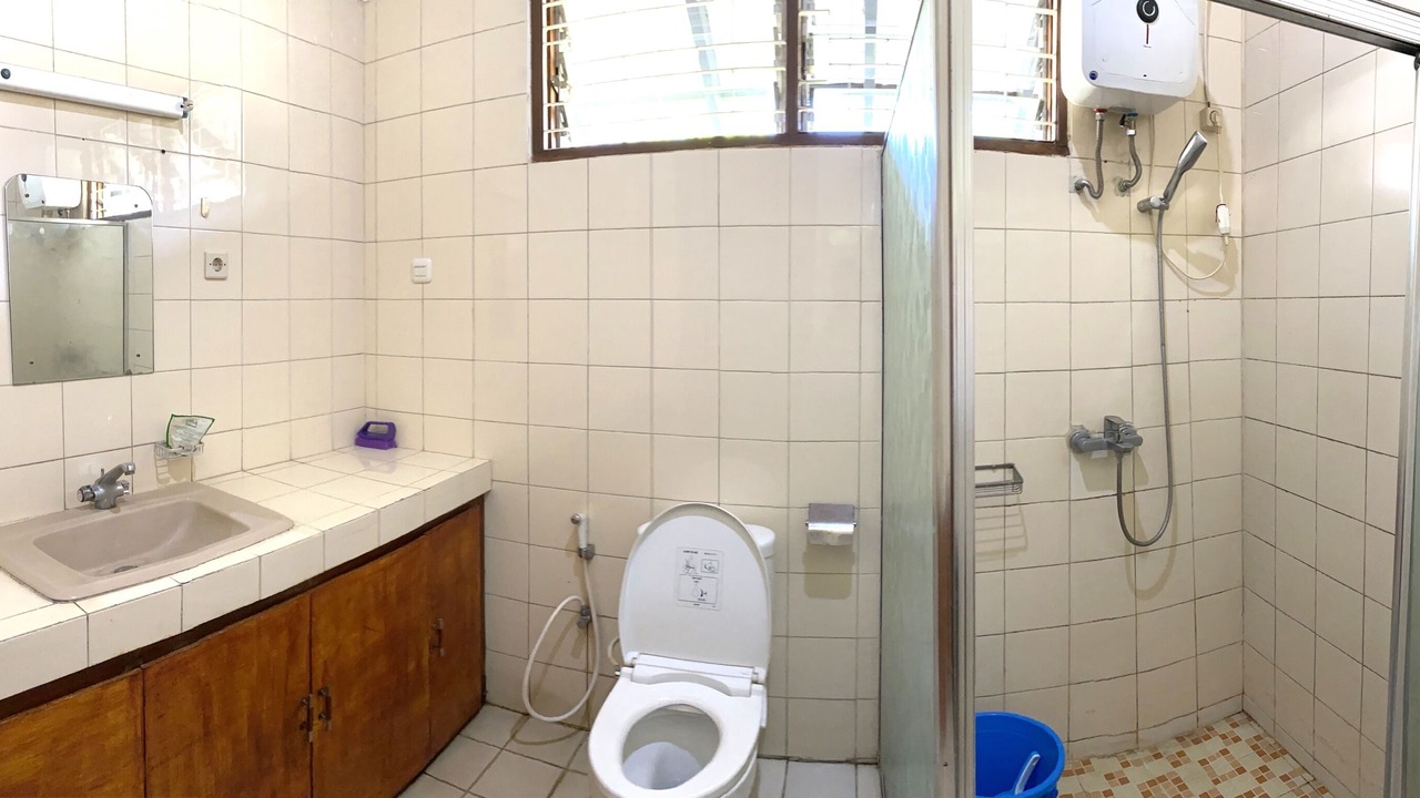 Photo of Bathroom in Cisarua