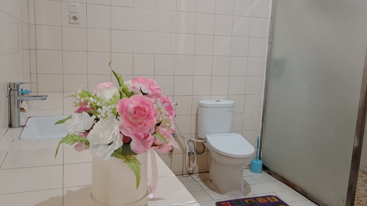 Photo of Bathroom in Cisarua