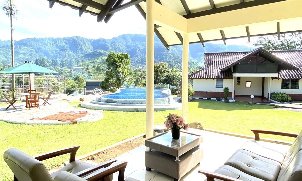 Photo of Patio Balcony in Cisarua