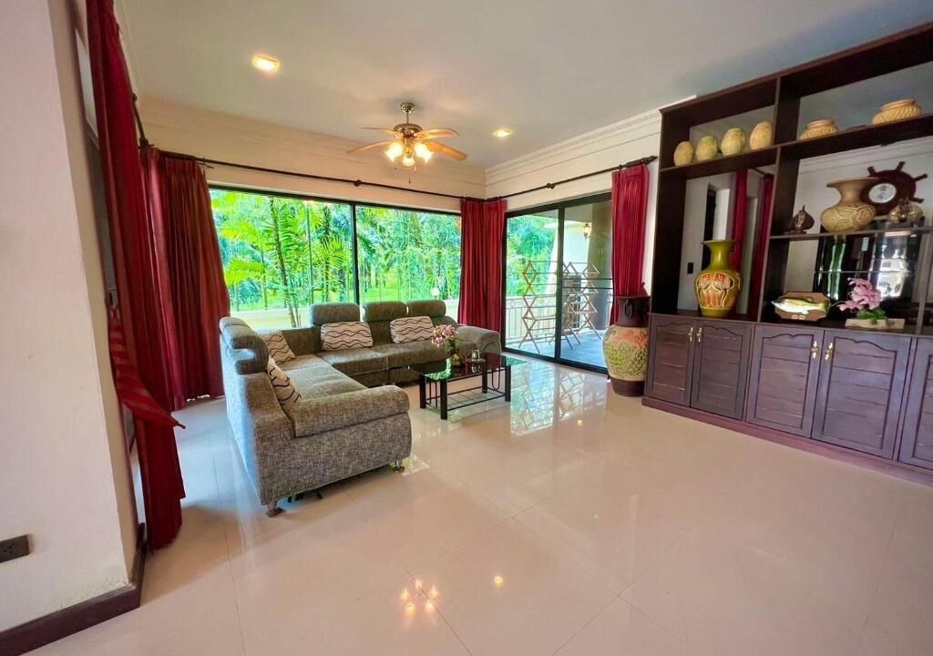 Photo of Livingroom in Khuekkhak