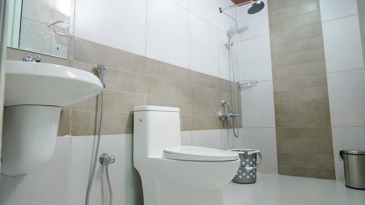 Photo of Bathroom in Chithirapuram