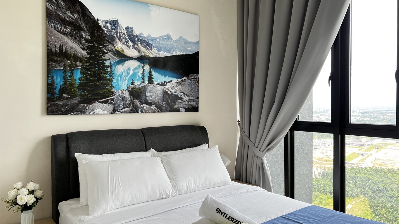 Photo of Bedroom in Medini