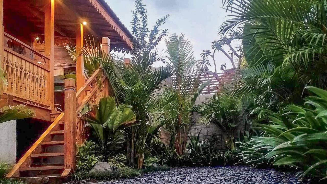 Photo of Outdoor in Seseh