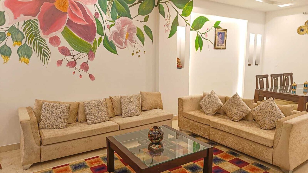 Photo of Livingroom in Shalimar Bagh