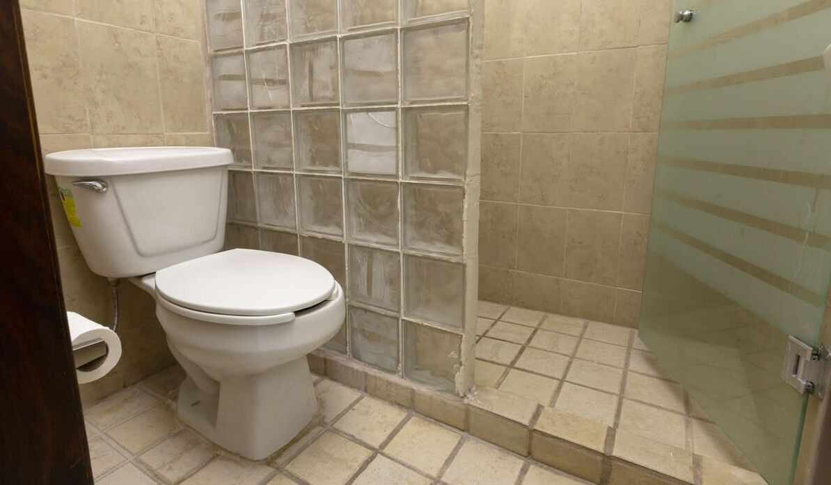 Photo of Bathroom in Isla Iguana