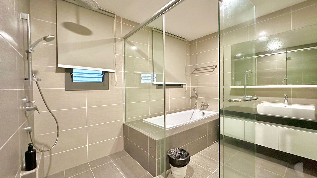 Photo of Bathroom in Medini