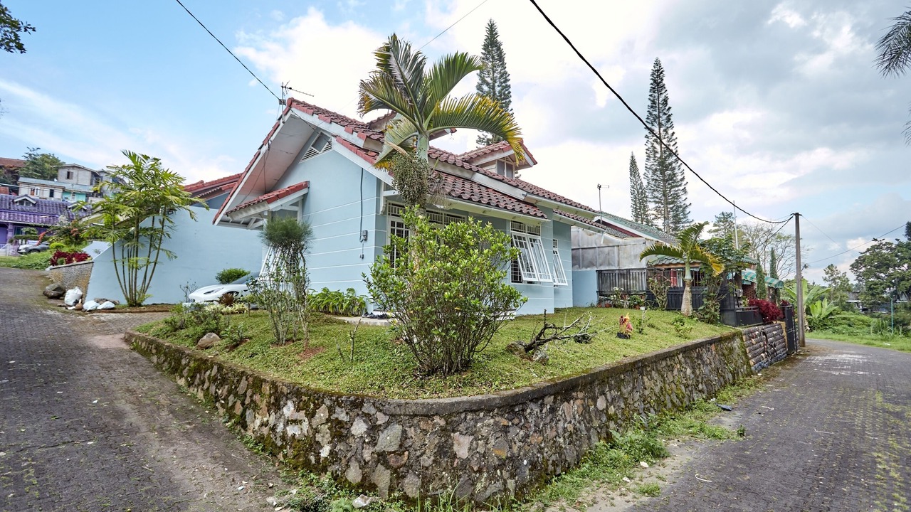 Photo of Outdoor in Cipanas