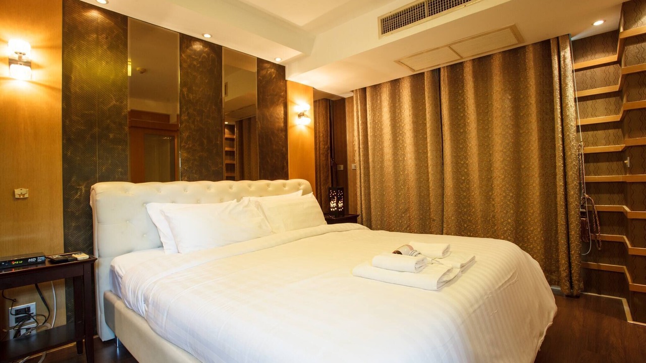 Photo of Bedroom in Khlong Toei Nuea