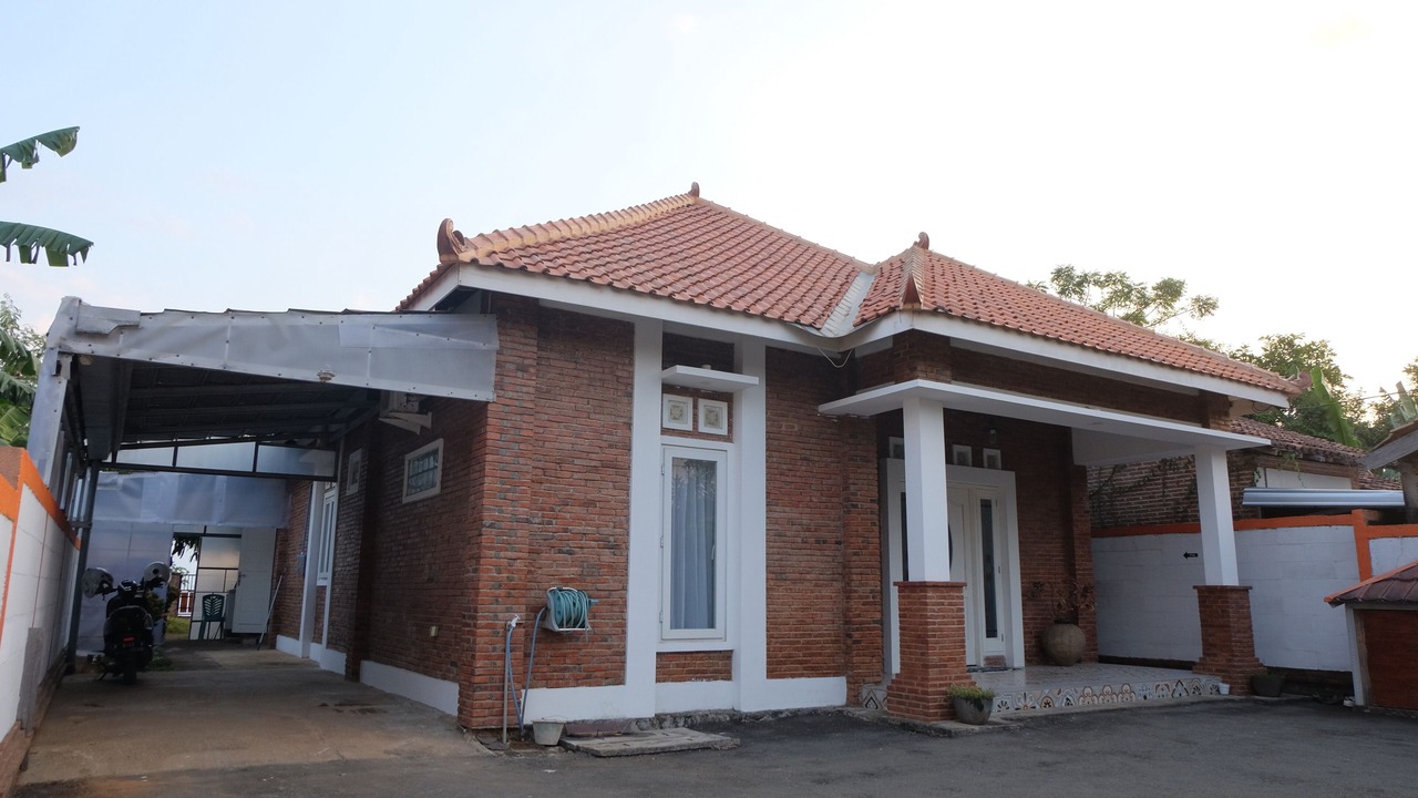 Photo of Outdoor in Tahunan