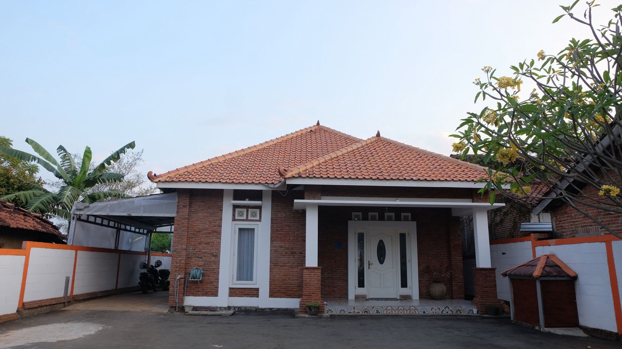 Photo of Outdoor in Tahunan