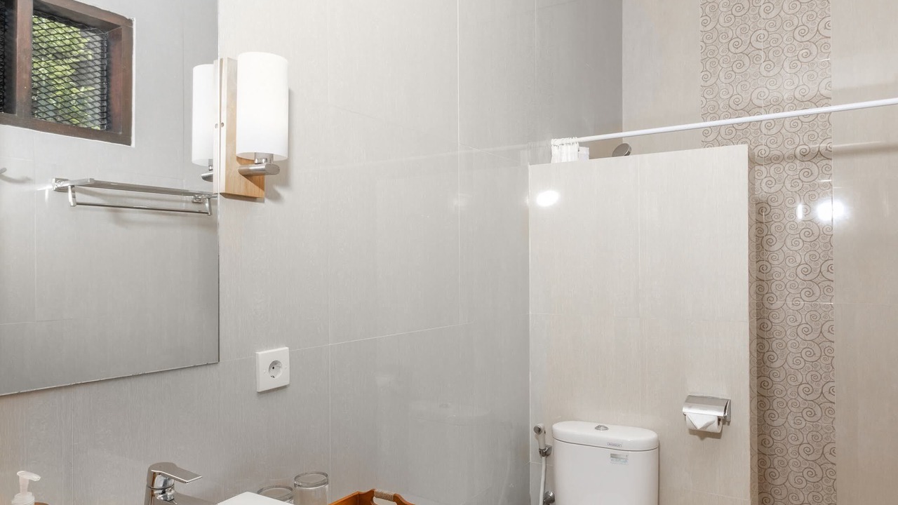 Photo of Bathroom in Kampial