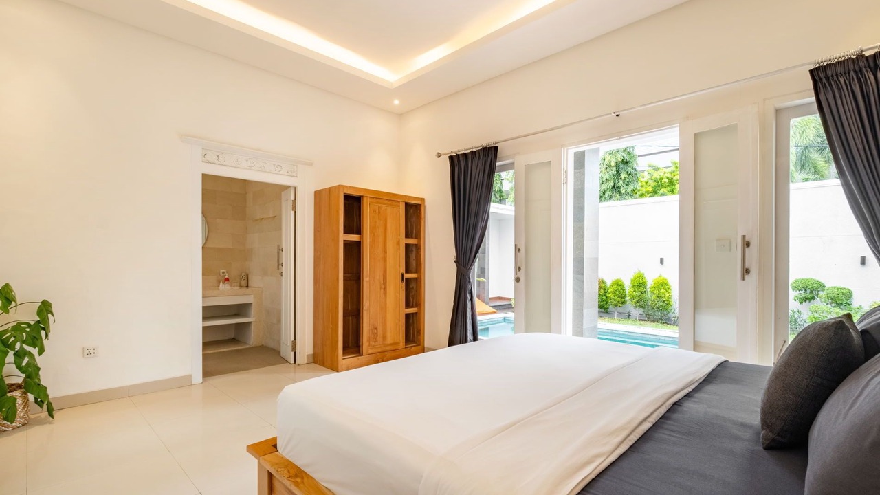 Photo of Bedroom in Drupadi