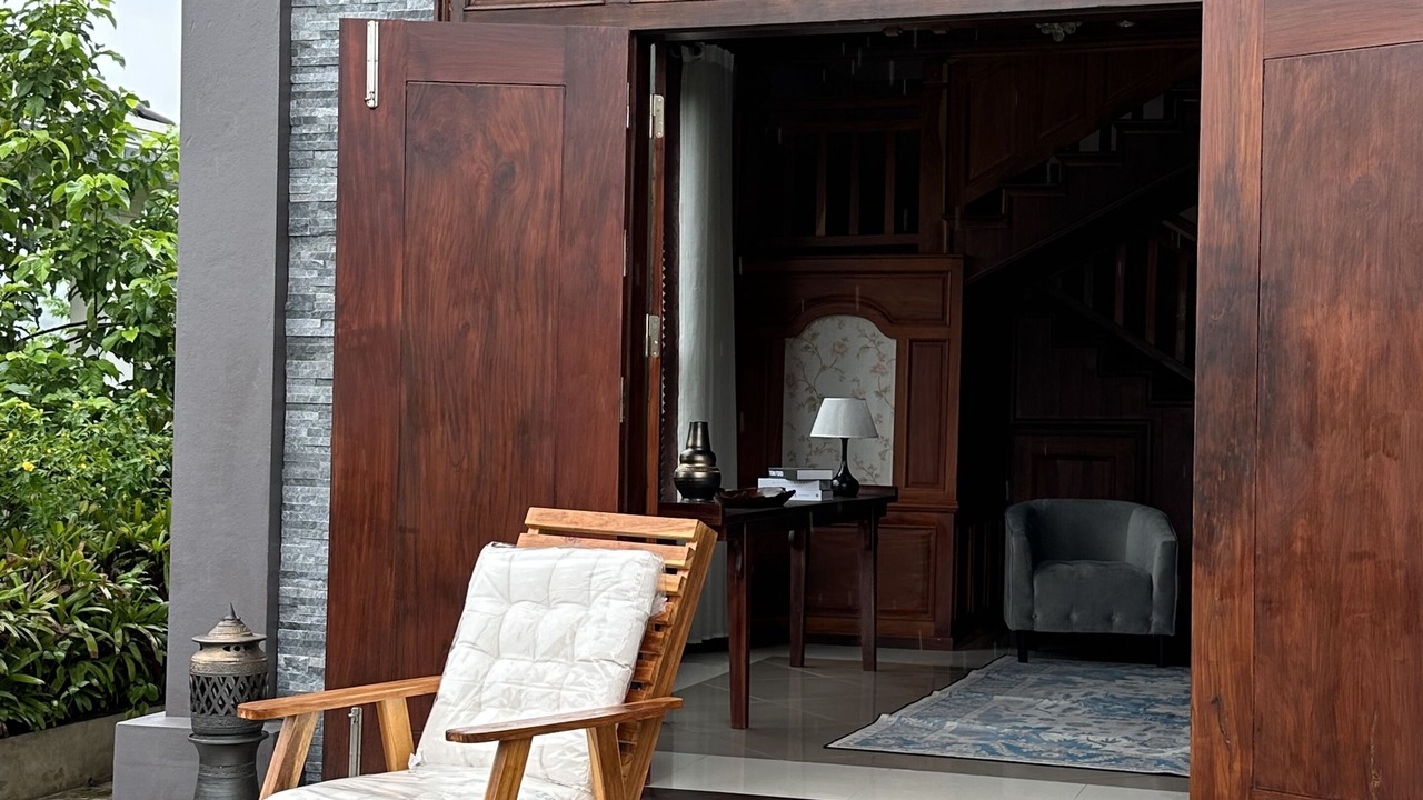 Photo of Patio Balcony in Luang Prabang