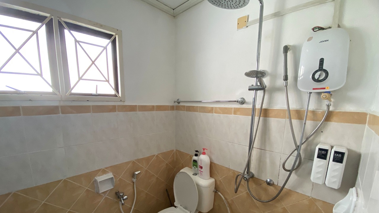 Photo of Bathroom in Alor Gajah