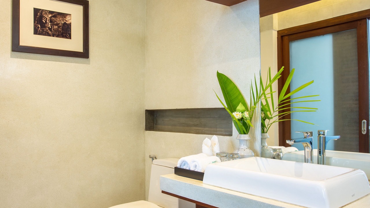 Photo of Bathroom in Sangkat Sla Kram