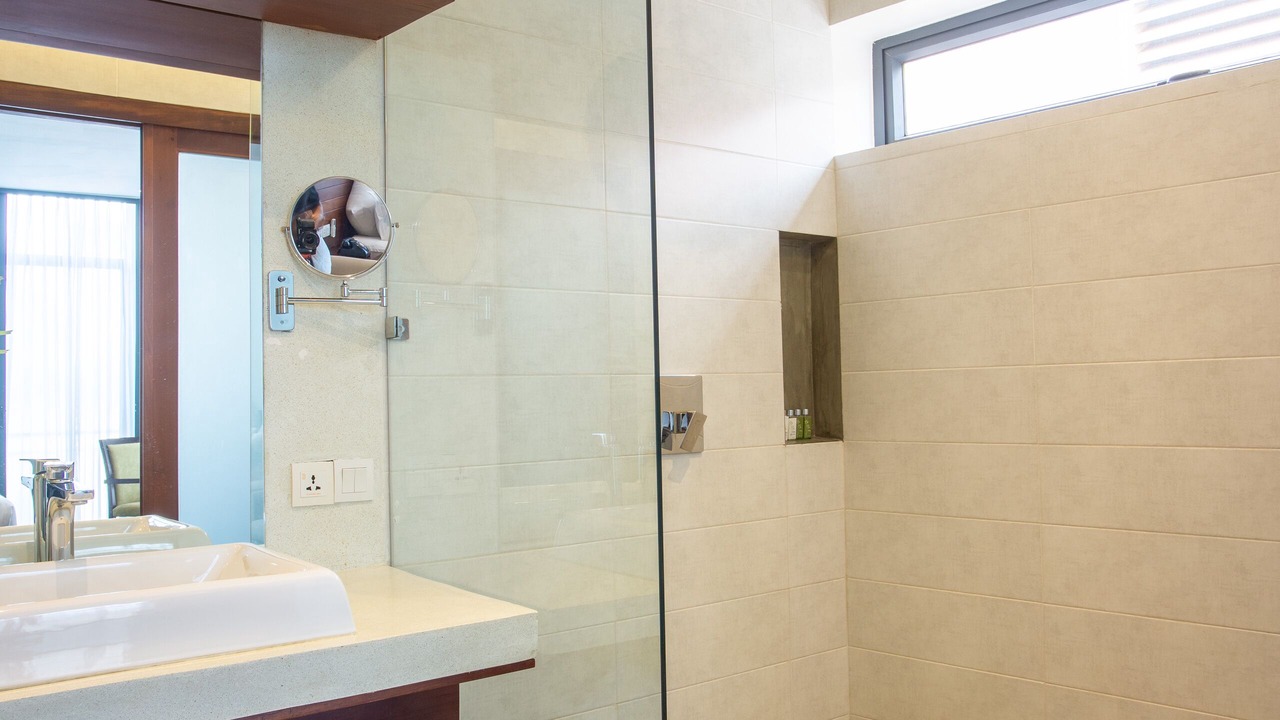Photo of Bathroom in Sangkat Sla Kram