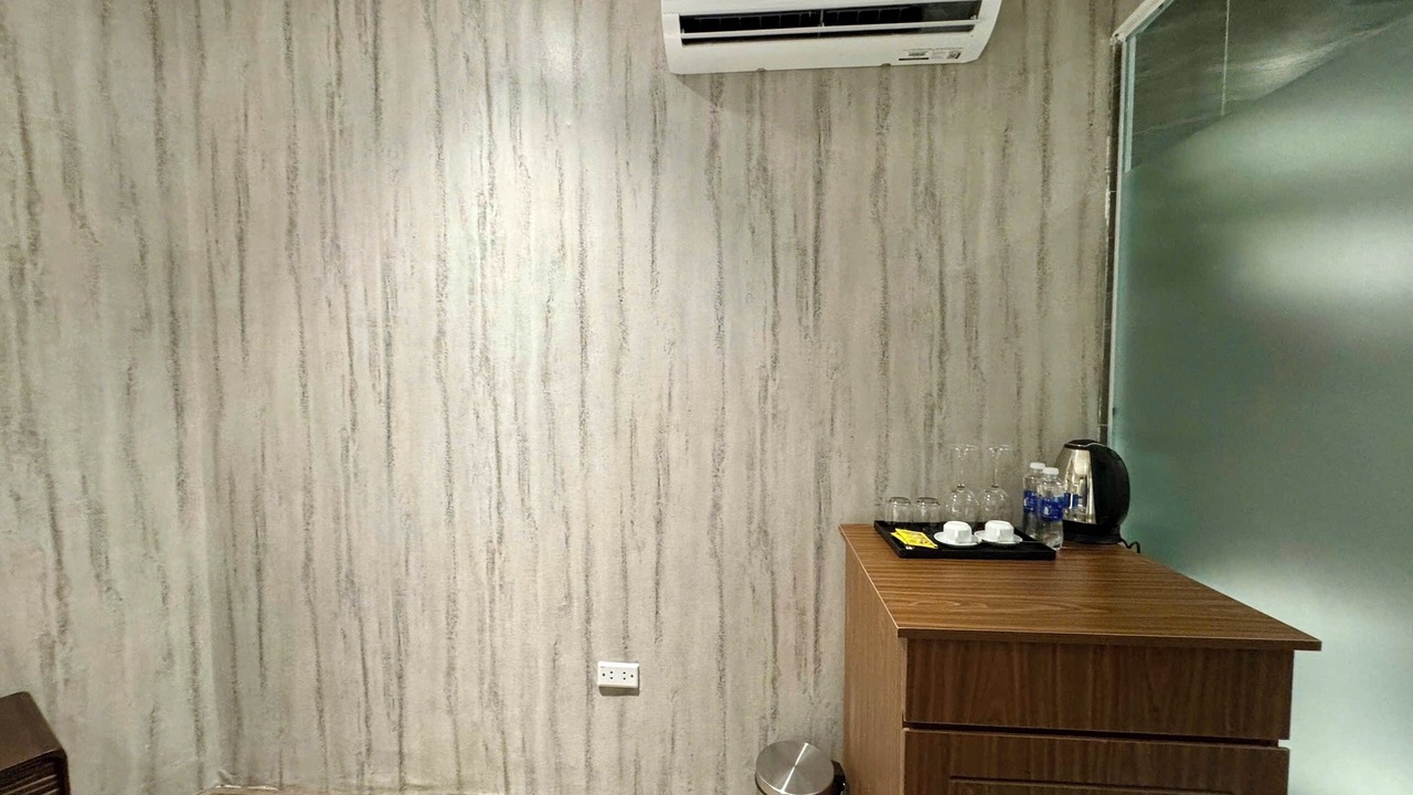 Photo of Others in Tay Ho