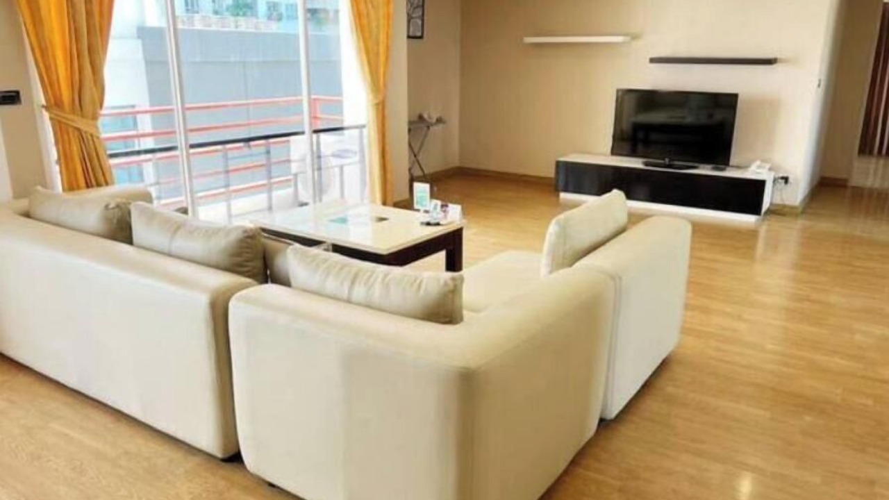 Photo of Livingroom in Chong Nonsi