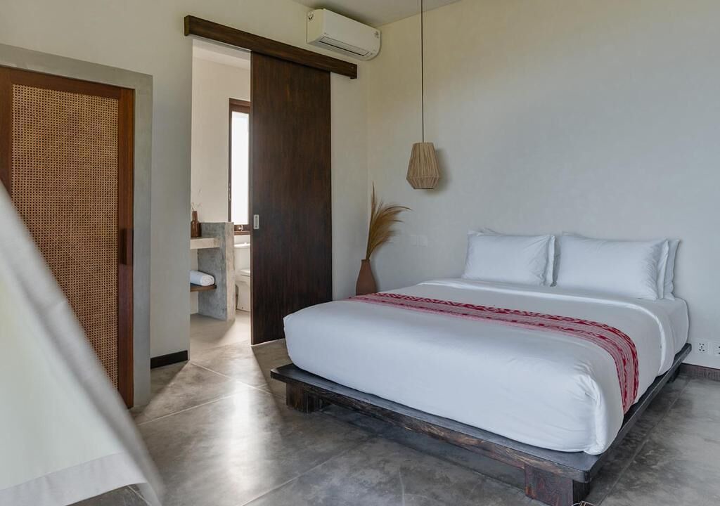Photo of Bedroom in Selong Belanak