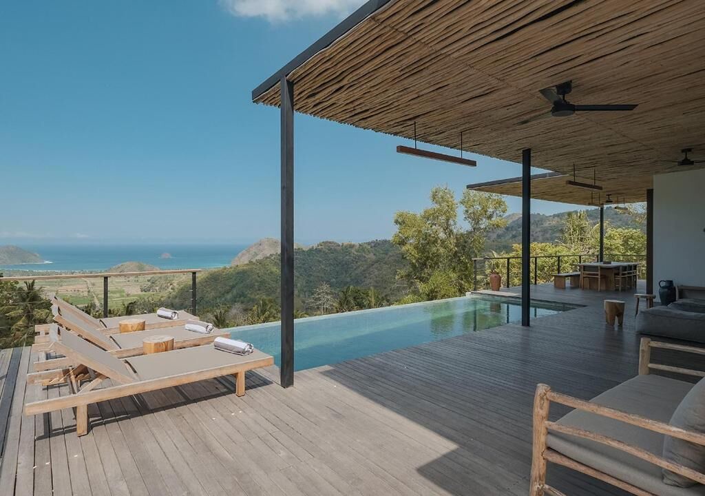 Photo of Patio Balcony in Selong Belanak