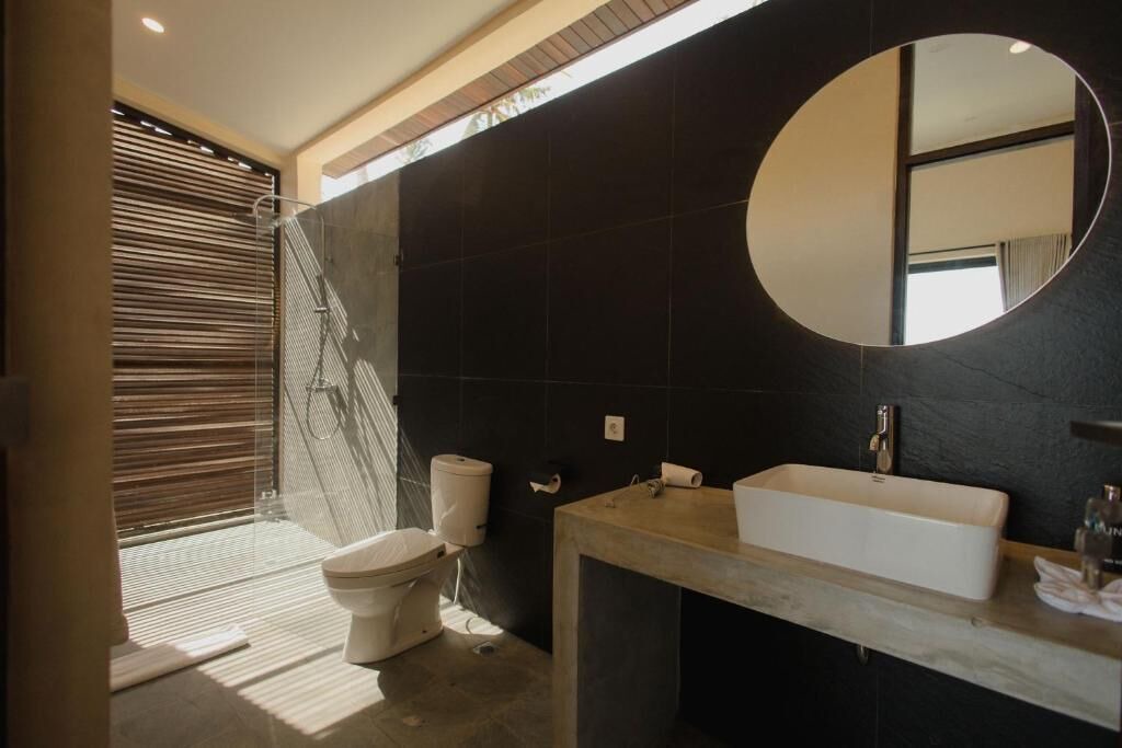 Photo of Bathroom in Selong Belanak