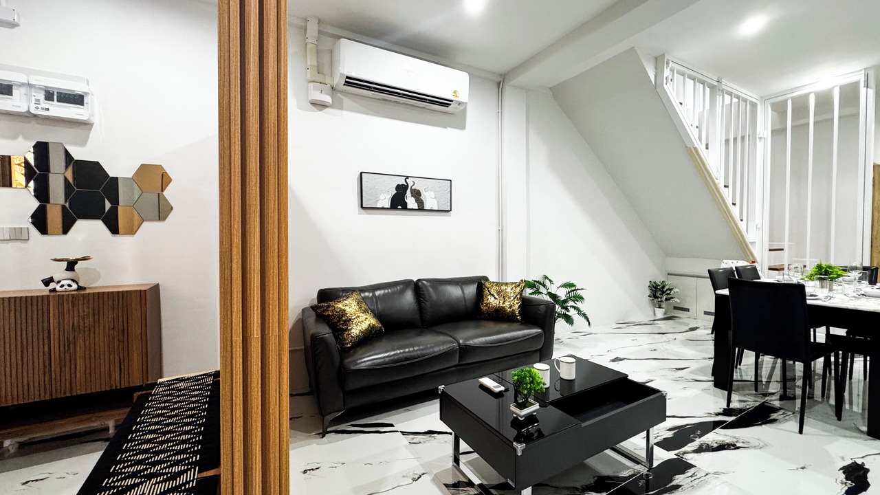 Photo of Livingroom in Bang Phlat