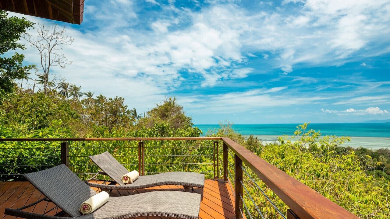 Photo of Patio Balcony in Laem Set