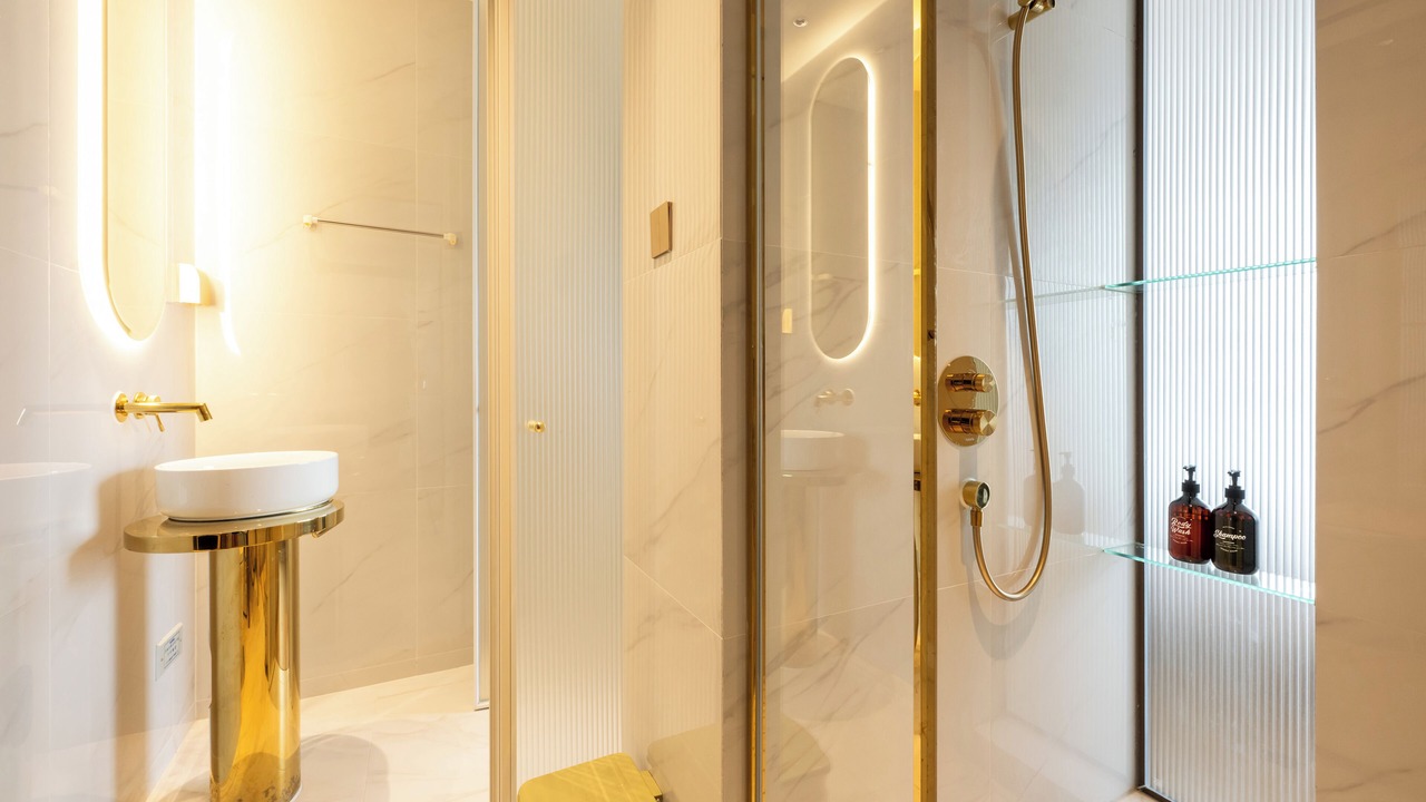 Photo of Bathroom in Mean Chey